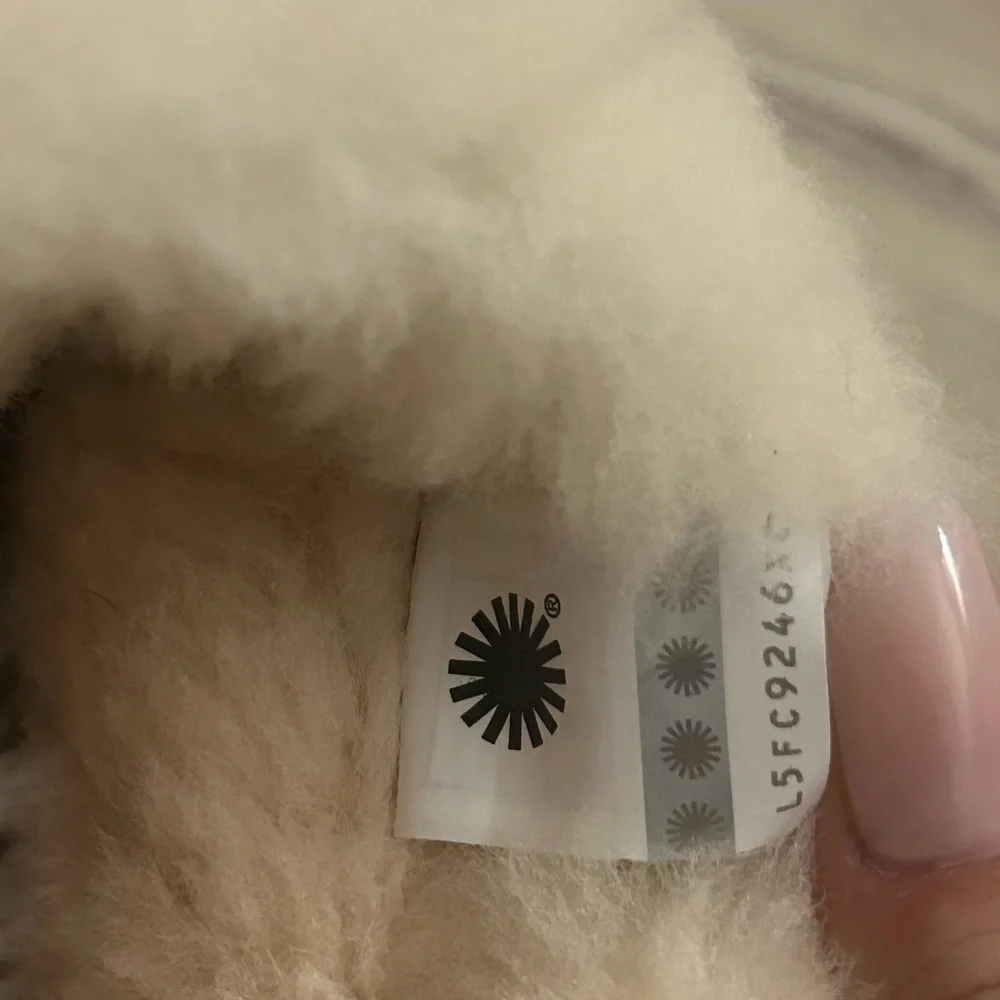UGG ugg classic mini